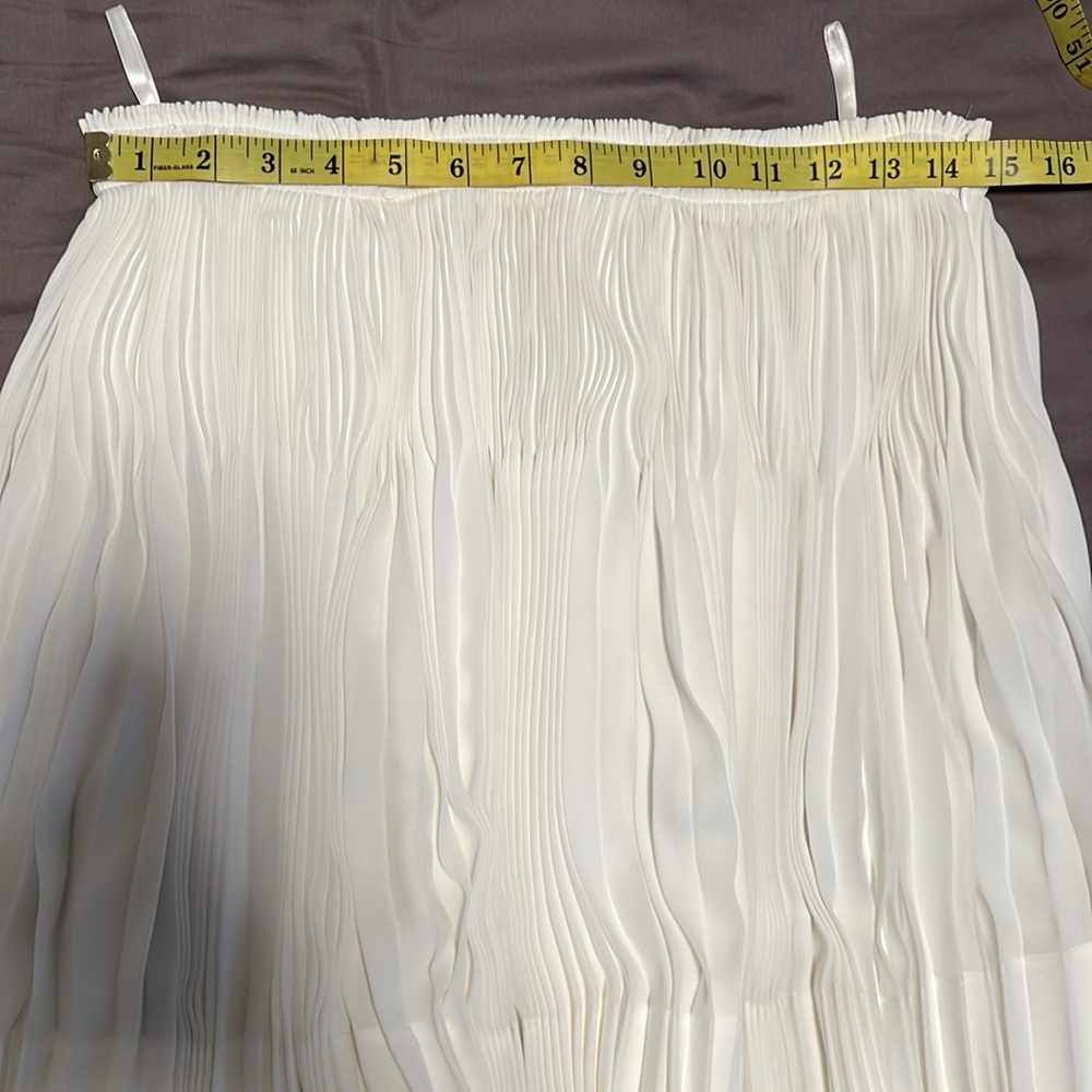 NWOT Vince skirt - Picture 9 of 10